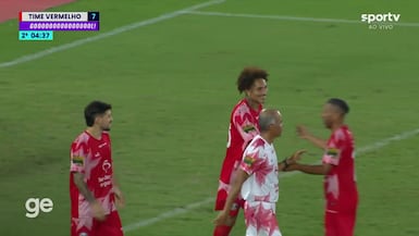 ¡Volvió a brillar en el Maracaná! El gol de Paolo Guerrero en juego de estrellas de Flamengo