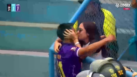 ¡Tierna celebración! Gol de Josuee Herrera puso el 1-1 de Comerciantes Unidos vs. Sporting Cristal