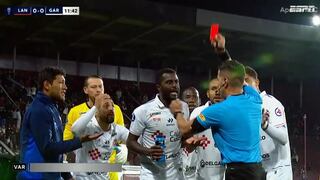 Tras revisar el VAR: Urruti fue expulsado en el Lanus vs. Deportivo Garcilaso por Sudamericana