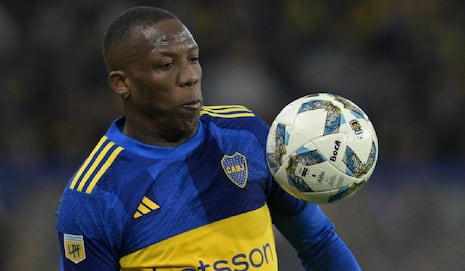 Luis Advíncula reveló por qué dejará Boca: “Estoy pasando un momento familiar complicado”