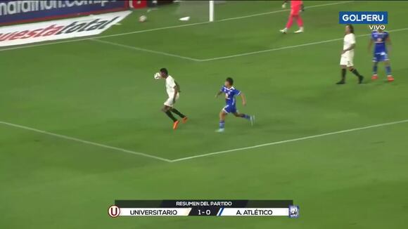 Mano de Piero Guzmán que no fue sancionada como penal. (Video: GOLPERU)