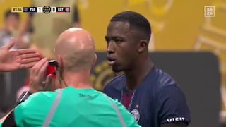 ¡A las duchas! Expulsión a Willian Pacho tras un brutal planchazo en el PSG vs. Bayern