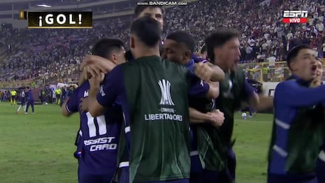 ¡Nacional lo empató con 10 jugadores! Gol de Silvera para el 2-2 ante Universitario