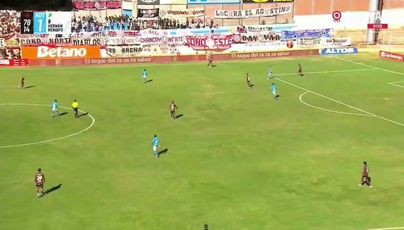 ¡Momento histórico! Gianluca Lapadula debutó en la Liga 1 con Universitario en Tarma | Video: Liga 1 Max