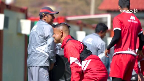 Universitario y Cienciano se enfrentan por la Copa Zapping. (Video: Cienciano)