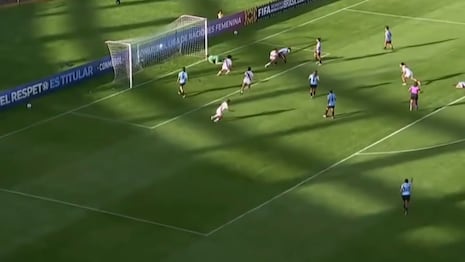 ¡Triunfazo en Cusco! Goles de Alesia García y Sandra Arévalo para el 2-1 de Perú vs Uruguay