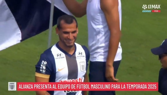 Miguel Trauco recibió un generoso aplauso de los hinchas blanquiazules. (Video: L1Max)