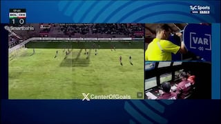 ¡Dura patada! Tarjeta roja para Lucas Chávez y dejó con 10 a Bolivia vs. Chile