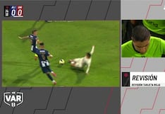 ¡Con uno menos! Pablo Lavandeira recibió una tarjeta roja en el Alianza Lima vs. Universitario