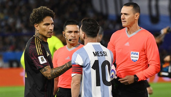 Paolo Guerrero, en los ojos del mundo por criticar a Lionel Messi tras partido en La Bombonera. (Video: Movistar Deportes / Foto: Getty Images)