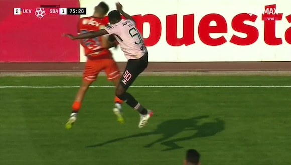 Tarjeta roja para Christian Ramos tras falta. (Vídeo: Liga 1 MAX).