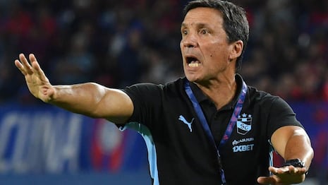 “Es muy desgastante”: el análisis de Zé Ricardo al rendimiento de Sporting Cristal en Copa Libertadores