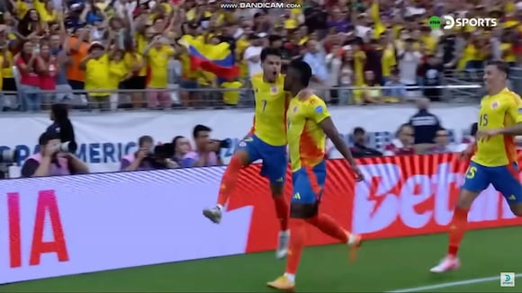 Gol de Jhon Córdoba de pelota parada en la Copa América. (Video: DSports)