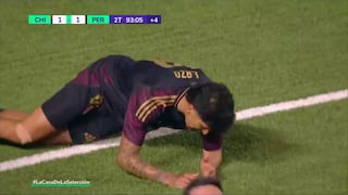 ¡Fatal error en el área! Autogol de Matías Lazo para el 1-2 del Perú vs Chile