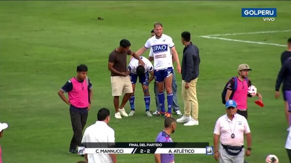 Reacciones tras el descenso de Carlos A. Mannucci tras el pitazo final. (Video: GOLPERU)