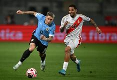 Pudo ser el primero: el potente remate de Sergio Peña que casi sorprende a Rochet