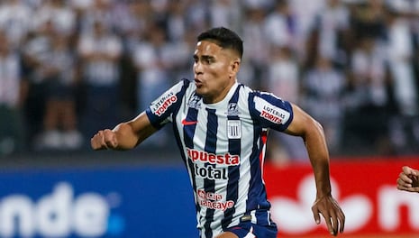 ¡Fuerzas, Gianfranco! Luis Ramos consoló a Chávez tras su error en la derrota del clásico
