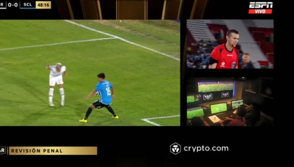 Juez anuló penal de Huracán ante Sporting Cristal tras revisión en el VAR. (Video: ESPN)
