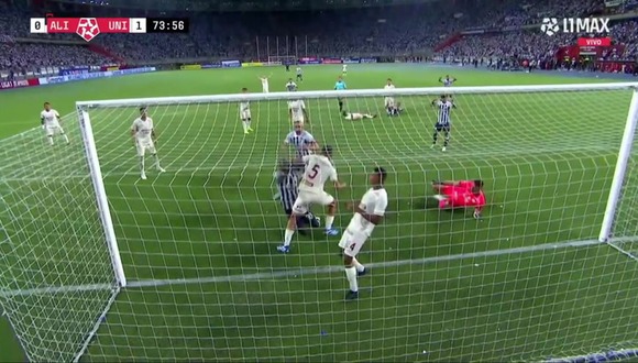 Cecilio Waterman falló el 1-1 de Alianza Lima sobre Universitario. (Video: L1 MAX)