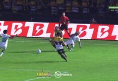 ¡Vio la roja y solo jugó 13 minutos! Tras terrible manotazo, Miguel Trauco fue expulsado