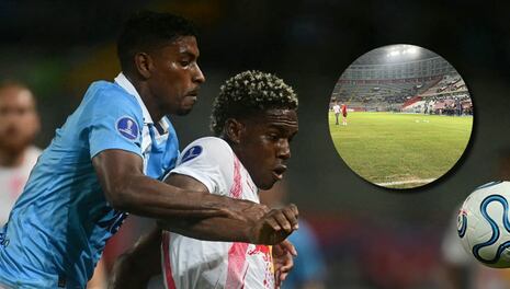 “Es triste”: Miguel Araujo criticó el mal estado de la cancha del Estadio Nacional