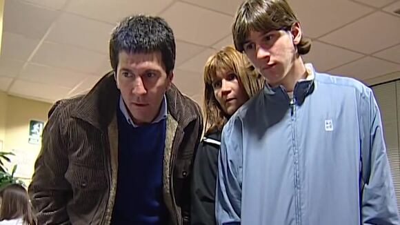 Barcelona recuerda el debut de Lionel Messi hace 20 años contra el Porto. (Video: FC Barcelona)