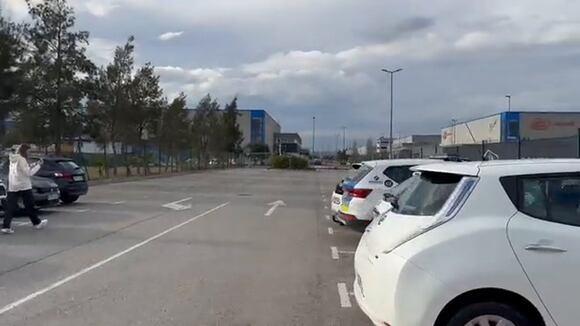 Gerard Piqué llegó en un Twingo a la Kings League. Fuente: Kings League