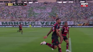 ¡Cabezazo y a celebrar! Gol de Danilo para el 1-0 de Flamengo vs. Palmeiras