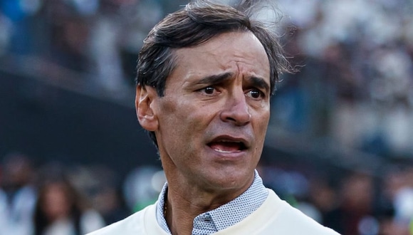 Fabián Bustos llegó a Lima para sumarse a Universitario. (Video: Jax Latin Media / Foto: Getty Images)