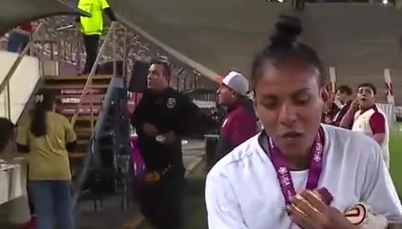 Kimberly Flores le dejó un mensaje a Edison Flores tras campeonar en la Liga Femenina con la 'U'. (Video: ESPN)