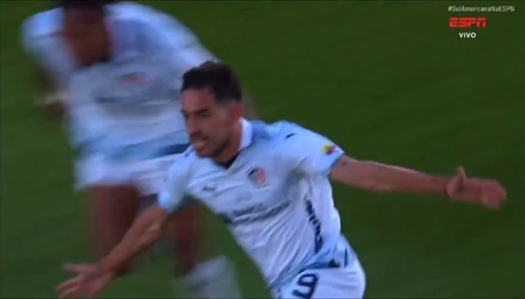 Lisandro Alzugaray marcó el 1-1 de Liga de Quito sobre Fortaleza. (Video: ESPN)