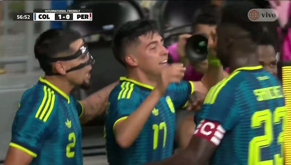 Gol de Samuel Velásquez puso el 1-0 del Colombia vs. Perú. (Video: América TV)