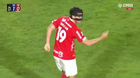 ¡Cómo el hombre enmascarado! Gol de Matías Succar puso el 1-0 del Cienciano vs. Universitario