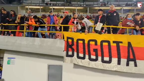 Así vivó Santa Fe una nueva noche de Copa | VIDEO: @SantaFe