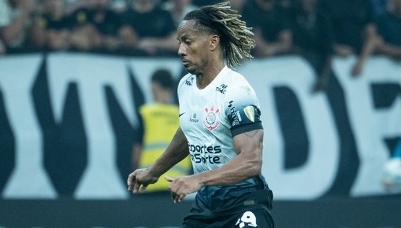 André Carrillo tuvo una destacada actuación a pesar de la eliminación ed Corinthians en la Copa Libertadores. (Video: ESPN)