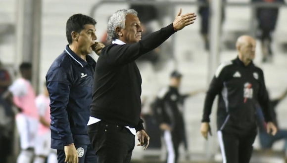 'Pipo' Gorosito fue eliminado de la Copa Argentina en su debut con San Lorenzo. (Video: TyC Sports | Foto: RSFOTOS)
