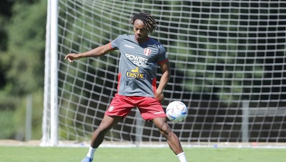 Con André Carrillo, un nuevo día de entrenamiento de Perú en Barcelona. (Video: Daniel Apuy)