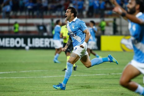 ¡Tantas veces Felipe Vizeu! Gol tras pase de Yotún para el 1-0 de Sporting Cristal vs. Cerro Porteño