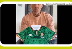 Alberto García Aspe pasa divertido test de playeras en redes sociales