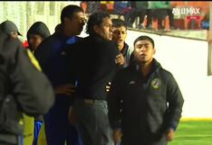 ¡Se fueron a las manos! Acasiete, DT de Juan Pablo II, protagonizó pelea con su jugador Tizón