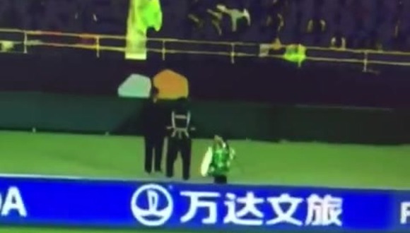 Caño de André Carrillo a Vinícius Júnior en la final del Mundial de Clubes. (Video: DIRECTV)