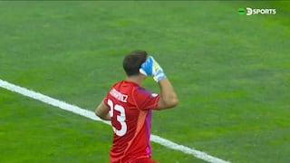 ¡El baile de ‘Dibu’ Martínez! La reacción tras tapar dos penales y salvar a Lionel Messi