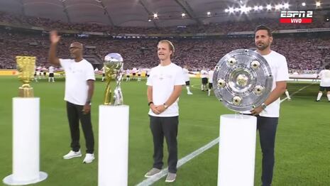 ¡Identidad! Claudio Pizarro fue elegido para representar a Bayern en Supercopa