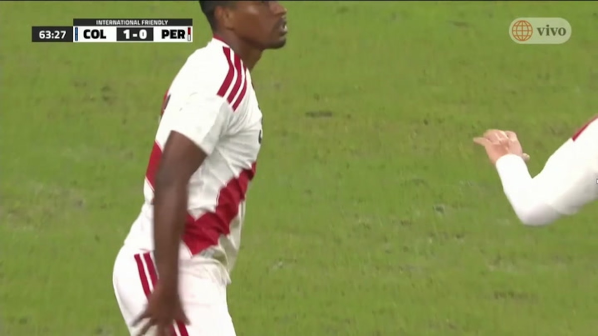 ¡Ni 2 minutos duró! Tarjeta roja para Miguel Araujo en el Perú vs. Colombia