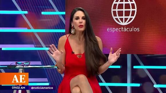 Rebeca Escribens felicita a Milena Warthon