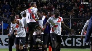 ¡Con desvío! Gol de Cuéllar para el 4-1 de Always Ready vs. Sporting Cristal