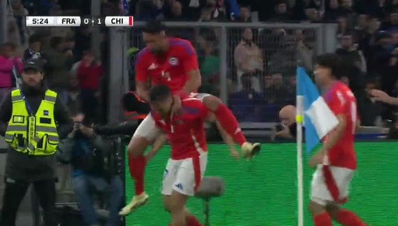 Marcelino Núñez fue el autor del primer gol del encuentro entre las selecciones de Chile y Francia. (Video: ESPN en STAR Plus)