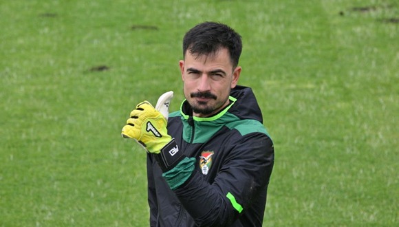 Guillermo Viscarra celebró clasificación al repechaje con Bolivia y vuelve enfocado a jugar Sudamericana con Alianza Lima. (Foto: AFP | Video: Jax Latin Media)