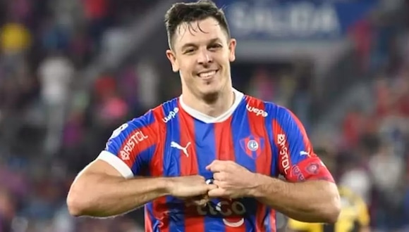 Universitario hizo oficial la llegada de Diego Churín. (Video: Prensa U)