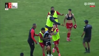 ¡Se calentó! Penal, expulsiones y pelea tras el Sport Huancayo vs. Sport Boys